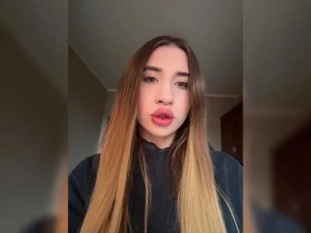 alizii from BongaCams