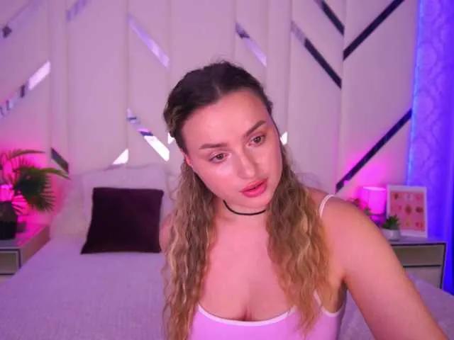 FloraGreys from BongaCams