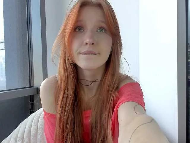 FoxieKiss from BongaCams