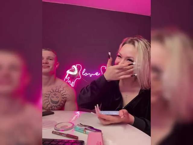 James-Eva0 from BongaCams