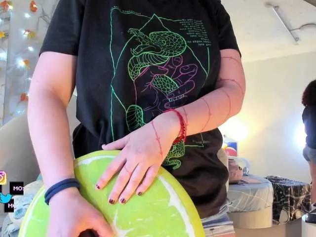 Katemoss70 from BongaCams