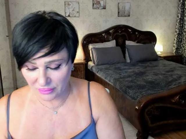 The exceptional KiraTempt - cute online cam model ready to squirt KiraTempt from BongaCams