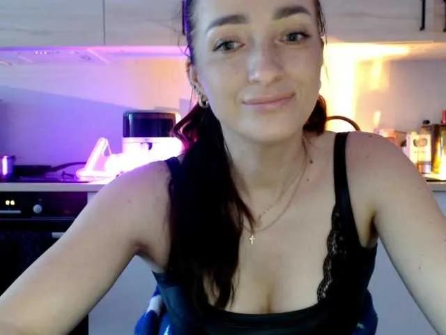 LorennePlay from BongaCams