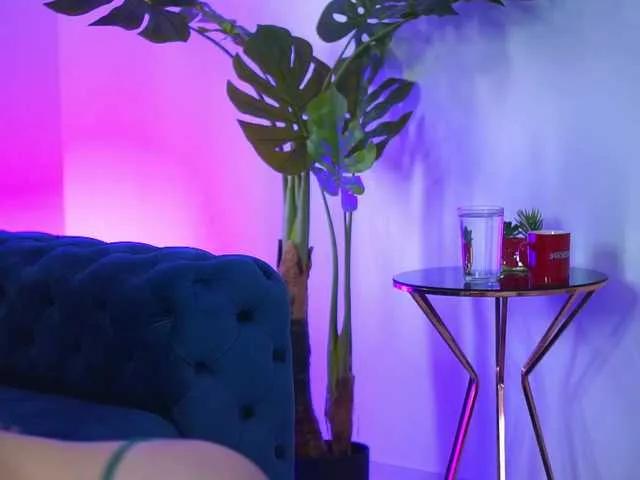 MaddieBryggs from BongaCams