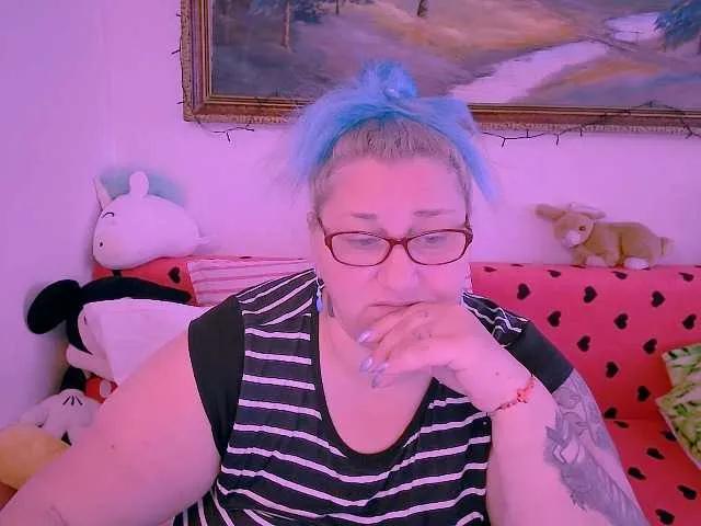 Marryaxx from BongaCams