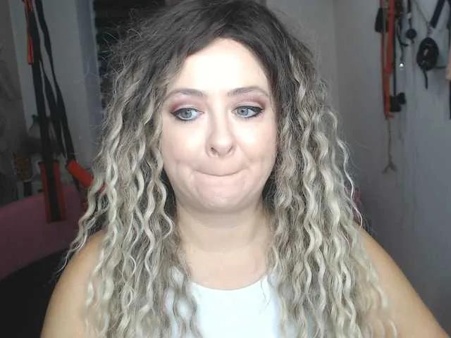 Masturbate to BongaCams's MissGODDESS missGODDESS from BongaCams