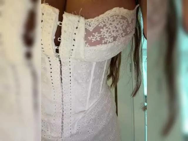 OrgazMia from BongaCams