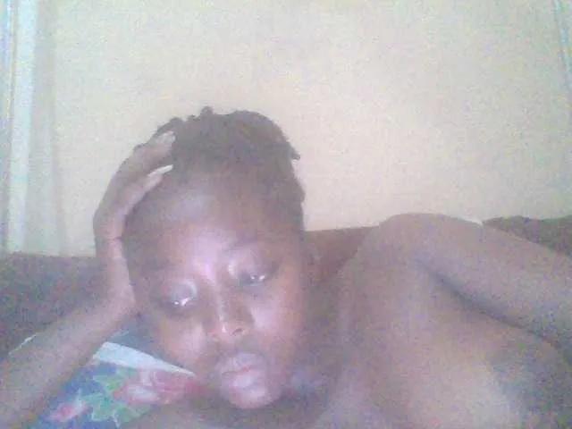 PrettyG from BongaCams