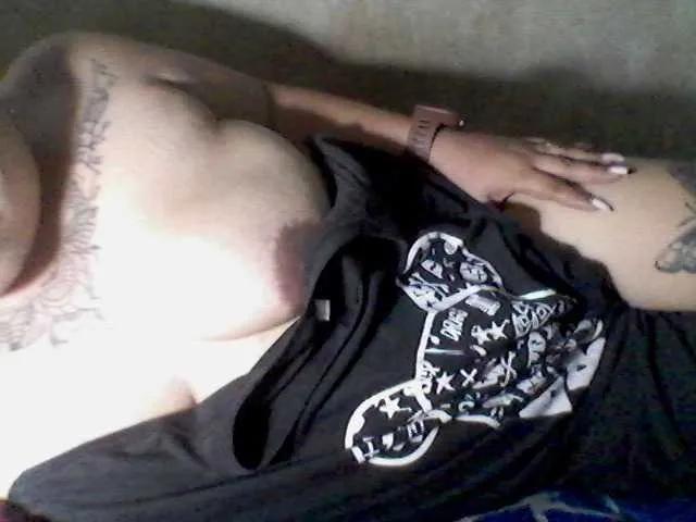 Bicurious wildness: Sweetasian33 gets nude while fingering her muff in public sweetasian33 from BongaCams