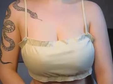 _b00bss_ from Chaturbate