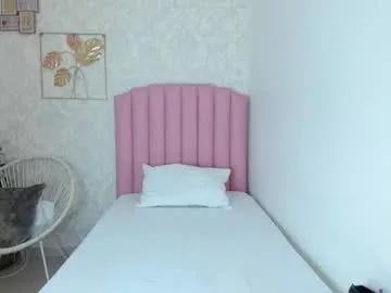 adria_ross from Chaturbate