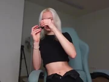 agelina_summer from Chaturbate