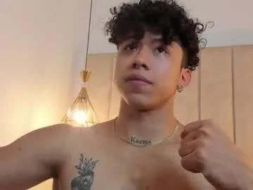 akazaboy from Chaturbate