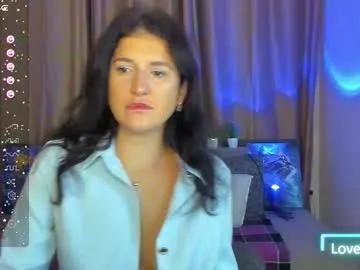 alianna_solo_kiss from Chaturbate