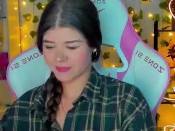 alice_tails from Chaturbate