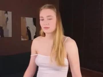 aprildray from Chaturbate