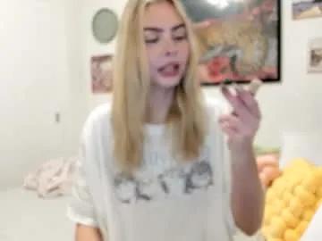 ariah_is_blonde from Chaturbate