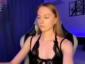 autumnroginson from Chaturbate
