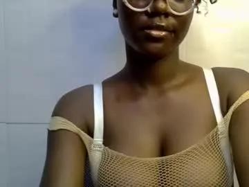 black_petitqueen12 from Chaturbate
