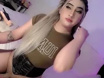 deluxetgirl69 from Chaturbate