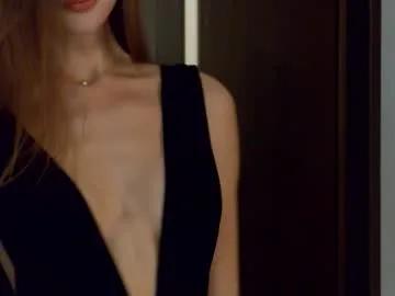 flowerr_powerr from Chaturbate