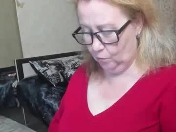 Saucy delight with the natural Fraumartha from Chaturbate undressing on video fraumartha from Chaturbate