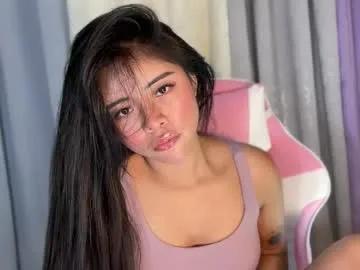 hotloveaxx from Chaturbate