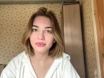 hsiuscherich from Chaturbate