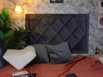 indi_rave from Chaturbate