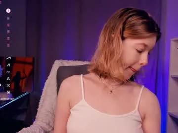 Curious Kaylisse laying bare and masturbating with her desired dildos kaylisse from Chaturbate