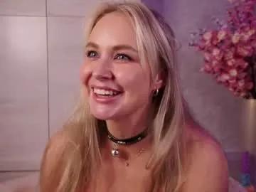 kitty_ricky from Chaturbate