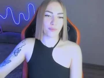 larakrein_lk from Chaturbate