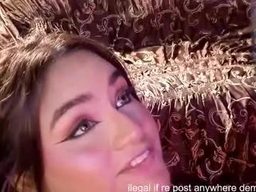 Curious Lauralei_01 stripping off and squirting with their beloved vibrating toys lauralei_01 from Chaturbate