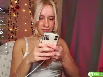 lavinell from Chaturbate