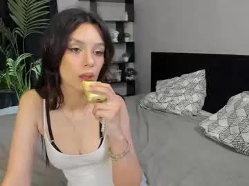 lesi_kiss from Chaturbate