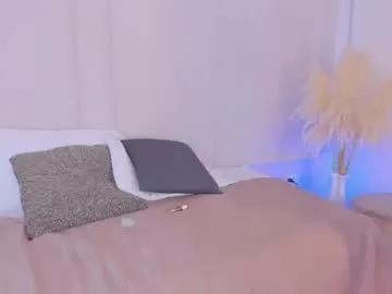 mariapettit from Chaturbate