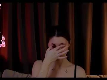 mil_kiss from Chaturbate