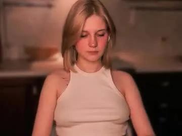 mirrameow from Chaturbate