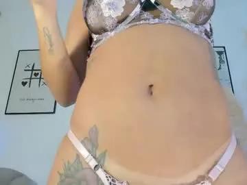 Freaky Niaevans_x from Chaturbate - sweetest lingerie in a sweet live broadcast niaevans_x from Chaturbate