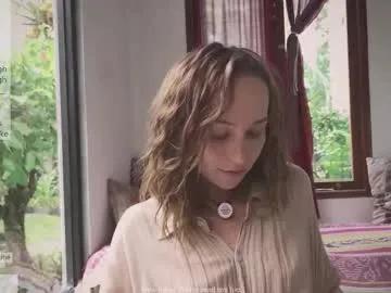 ohmymojo from Chaturbate