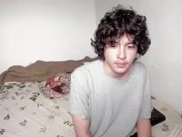 picaszomilos350 from Chaturbate