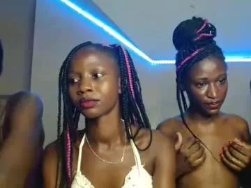 pinky_niela from Chaturbate