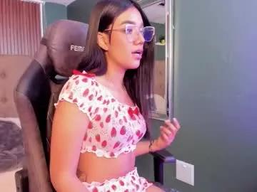 roseliin from Chaturbate