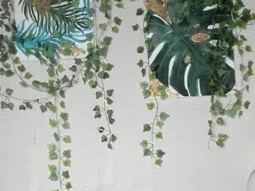 Check out Seductive_she_wolf, she wants to masturbate for you seductive_she_wolf from Chaturbate