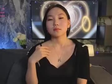 Enchanting Shining_from_east gets au naturel and orgasm while being checked out shining_from_east from Chaturbate