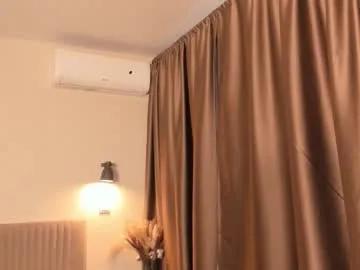 silkencrave from Chaturbate