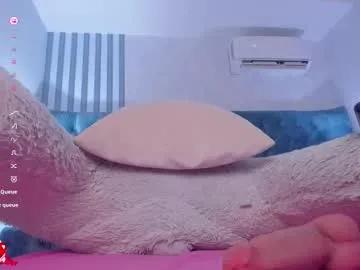 stormi_suxxx from Chaturbate