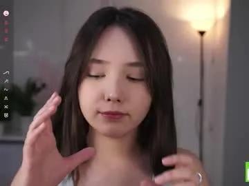 Explore Sweetyoops, she wants to masturbate for you sweetyoops from Chaturbate