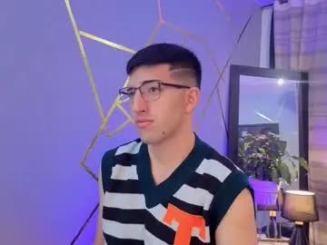 un_sluttyy from Chaturbate