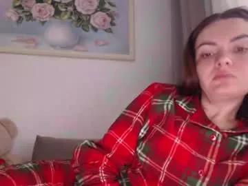 velvetmoon123 from Chaturbate